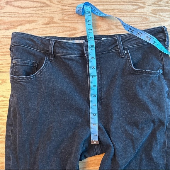 Pilcro Anthropologie High Rise Flare Black Jeans Front Seam Raw Hem 32 - Picture 14 of 15